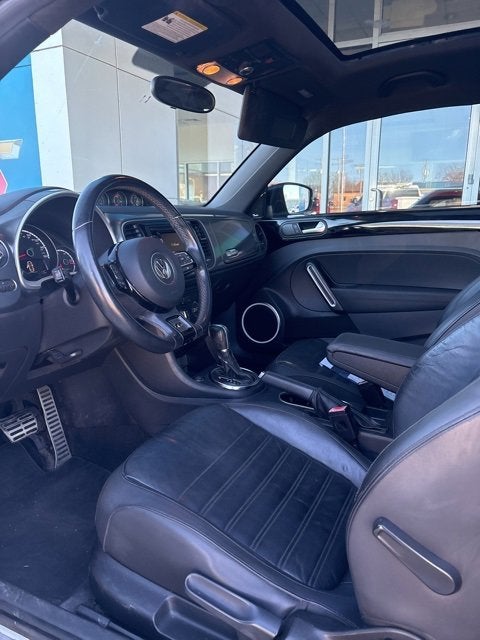 2014 Volkswagen Beetle 2.0T Turbo R-Line