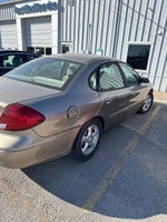 2003 Ford Taurus SES Standard