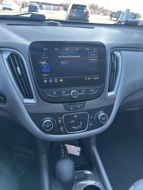 2022 Chevrolet Malibu LS