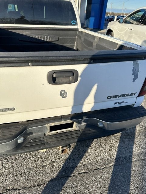 2000 Chevrolet Silverado 1500 LS
