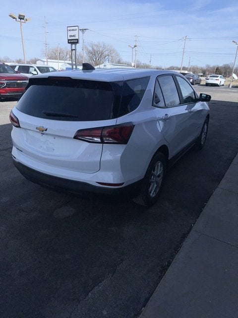 2023 Chevrolet Equinox LS