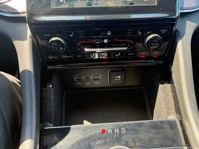 2022 Jeep Grand Cherokee L Altitude