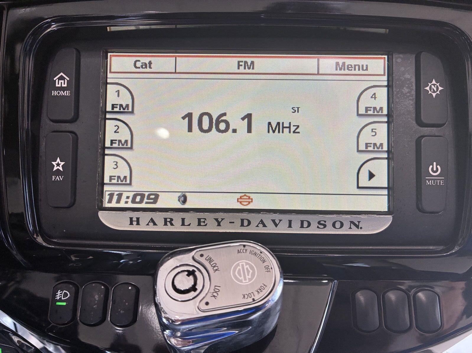 2014 HARLEY-DAV FLHTK Base