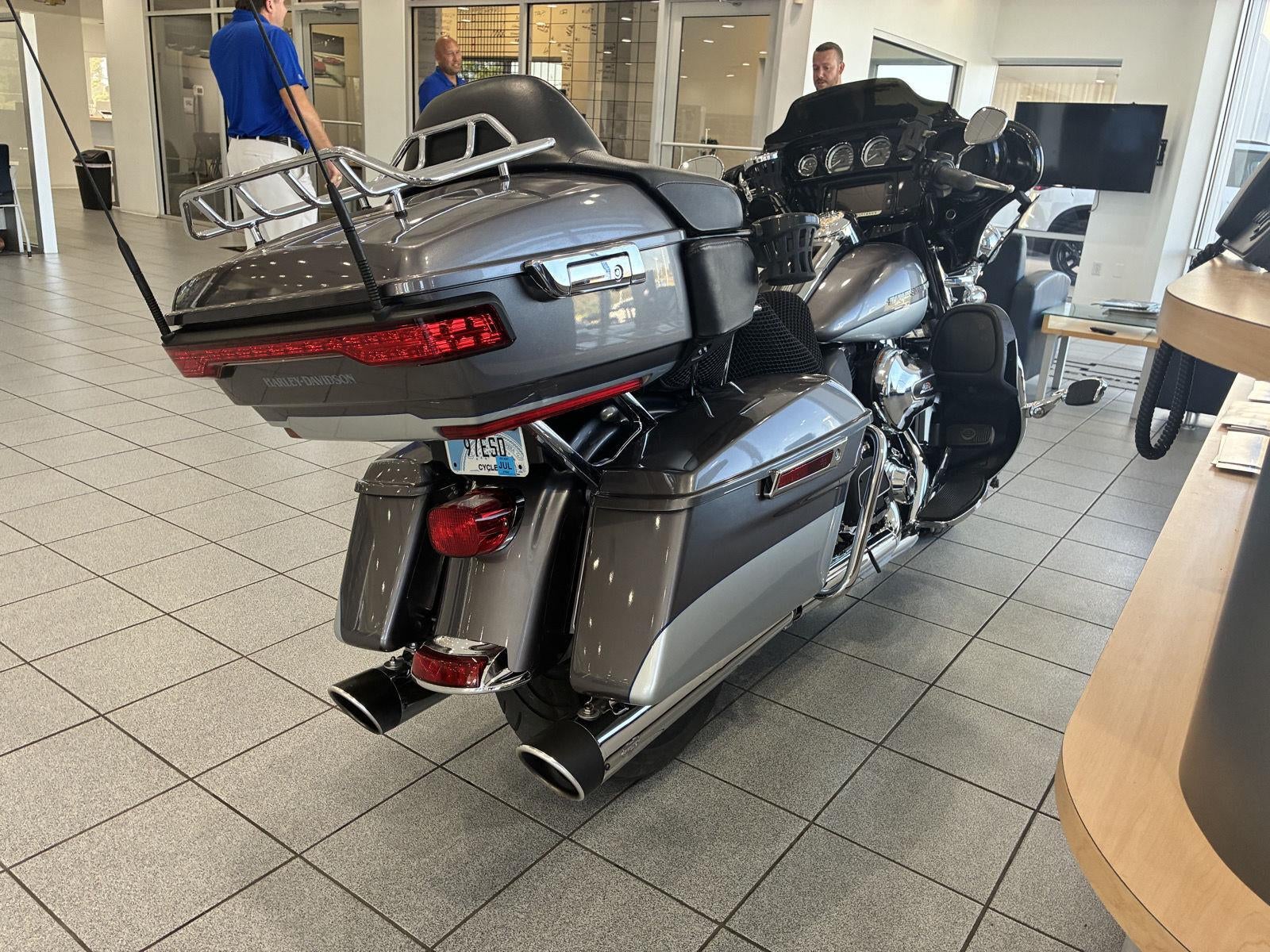 2014 HARLEY-DAV FLHTK Base