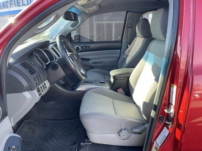 2012 Toyota Tacoma 4WD Access Cab V6 MT (Natl)