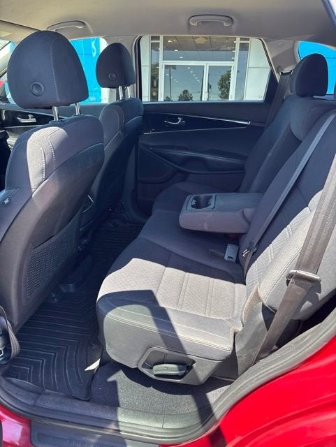 2018 Kia Sorento LX