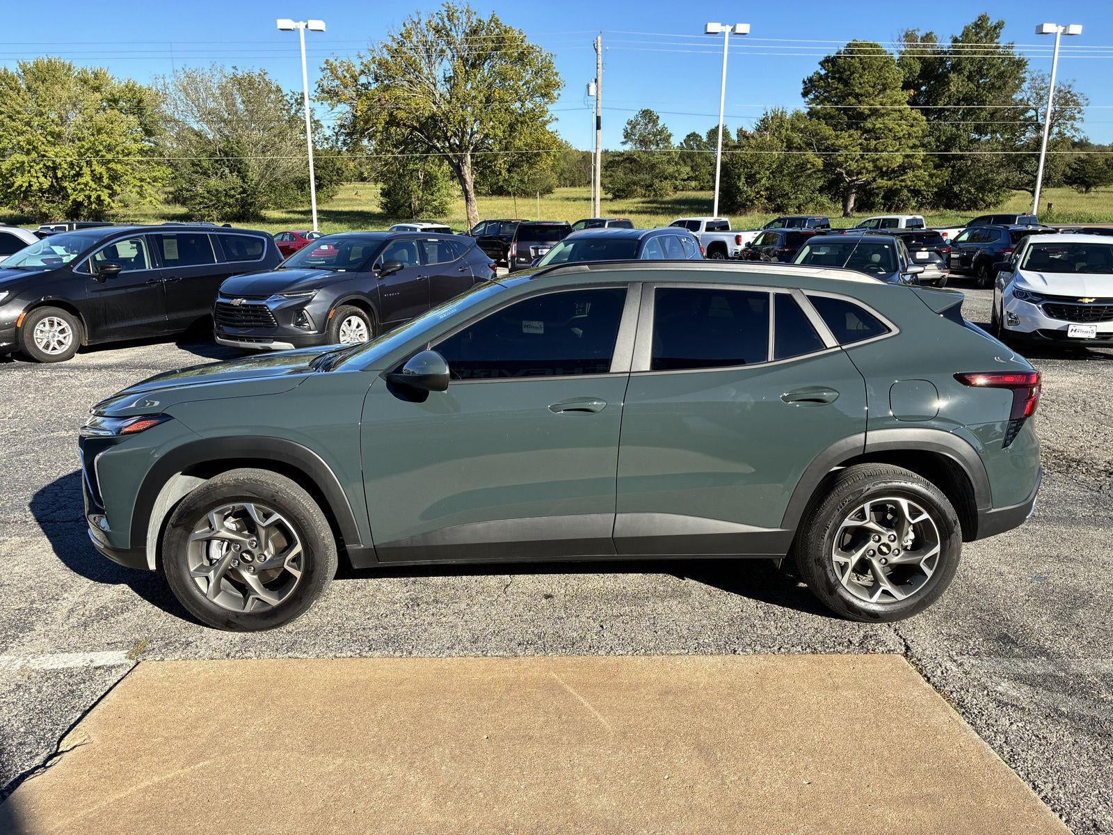 2025 Chevrolet Trax LT