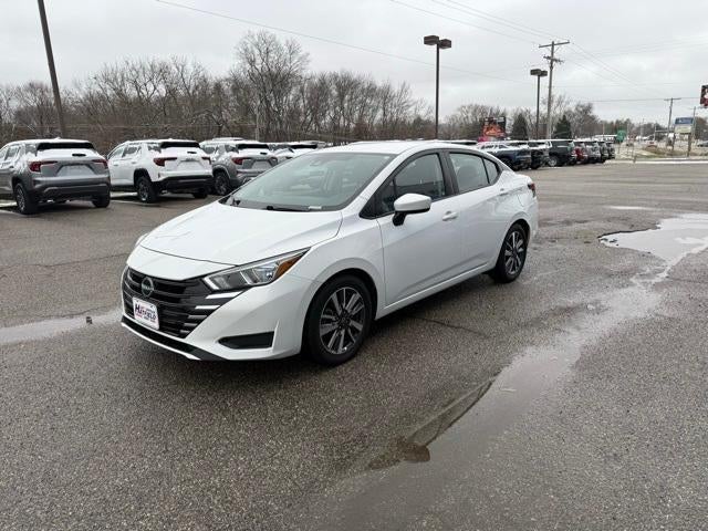 2023 Nissan Versa SV