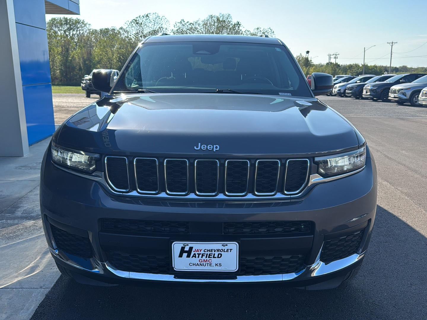 2022 Jeep Grand Cherokee L Laredo 4x4