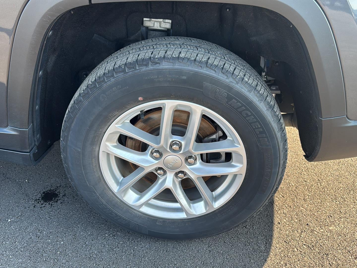 2022 Jeep Grand Cherokee L Laredo 4x4