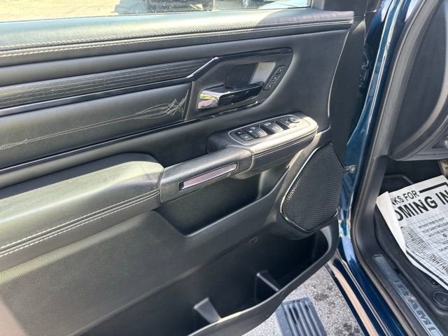 2022 RAM 1500 Limited Crew Cab 4x4 5'7" Box