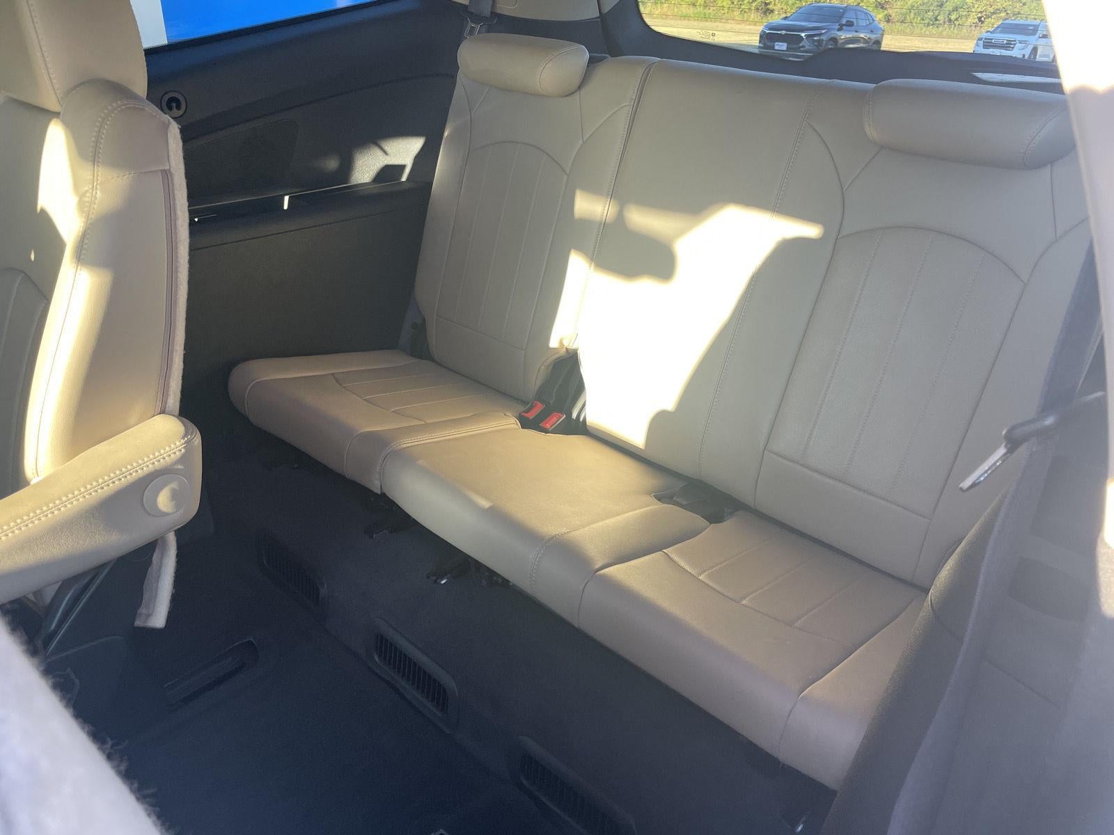 2011 Chevrolet Traverse LTZ