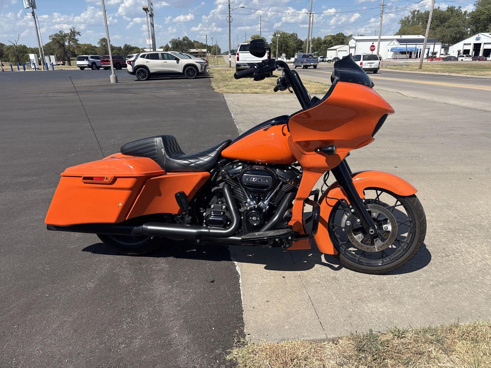 2022 Harley-Davidson Road Glide Special Base