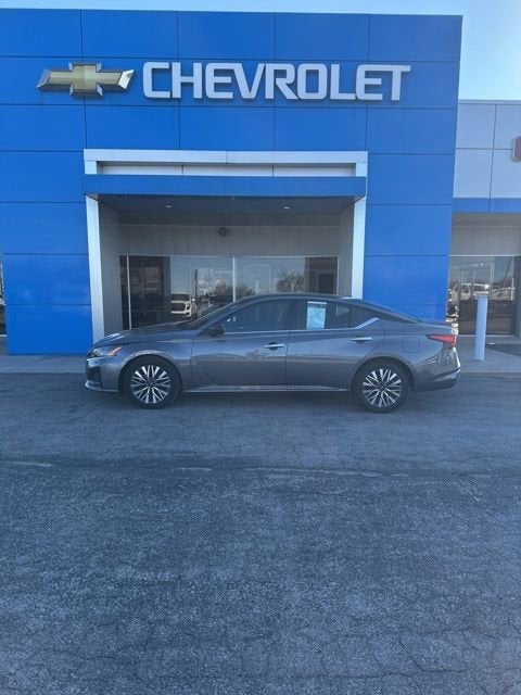 2024 Nissan Altima SV