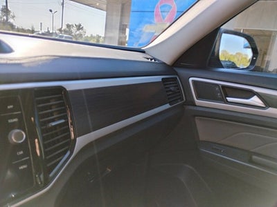 2022 Volkswagen Atlas 2.0T SE w/Technology