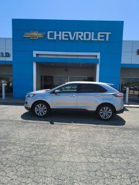 2023 Ford Edge Titanium