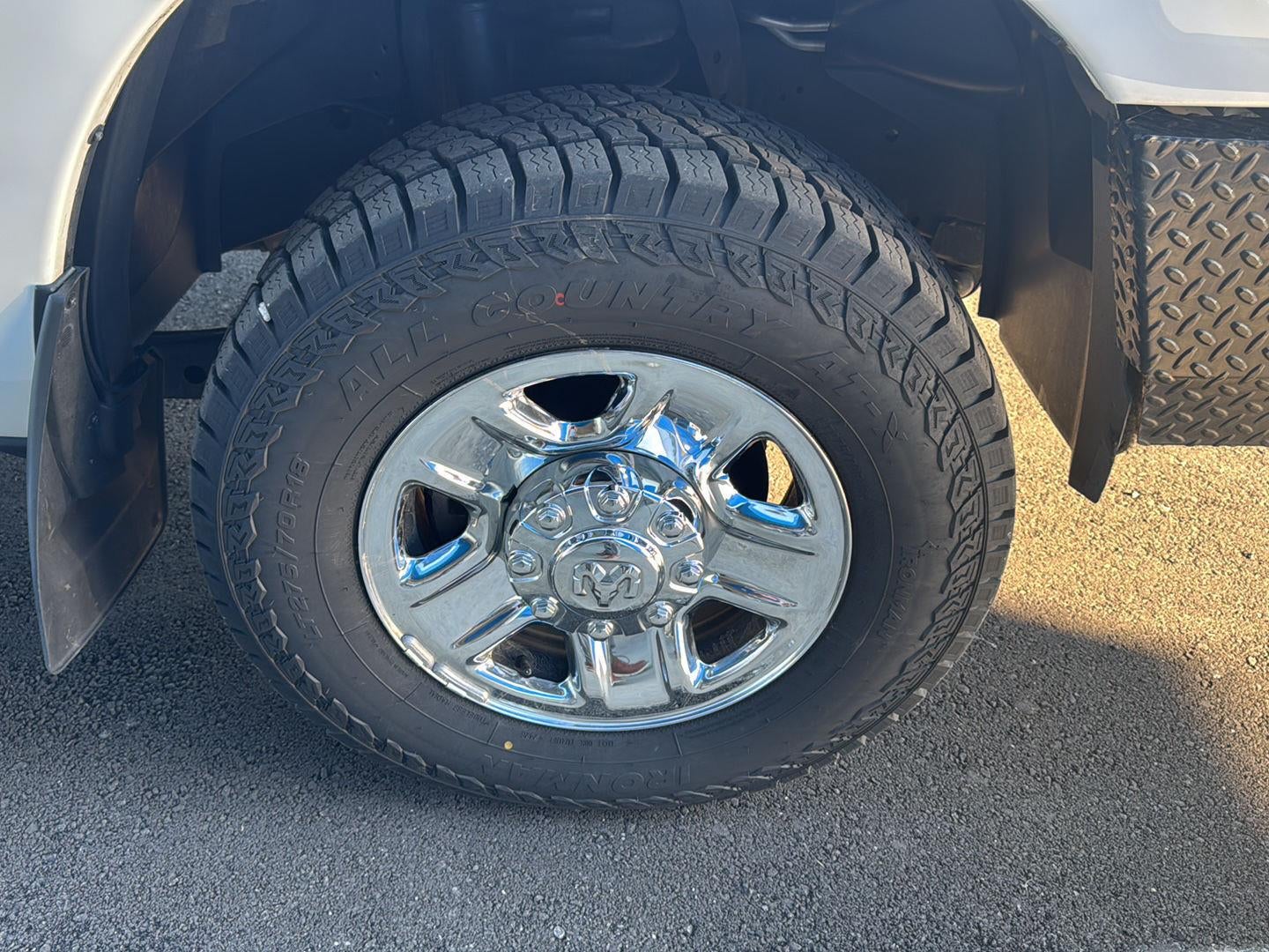 2022 RAM 2500 Tradesman Crew Cab 4x4 6'4" Box