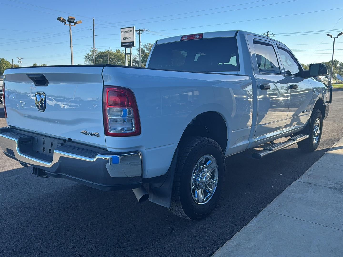 2022 RAM 2500 Tradesman Crew Cab 4x4 6'4" Box