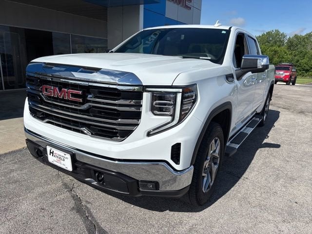 2025 GMC Sierra 4WD Crew Cab Short Box SLT's photo