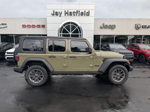 2026 Jeep Wrangler Sport's photo