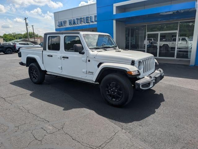 2023 Jeep Gladiator Overland
