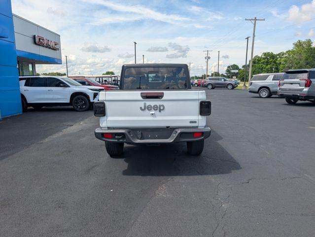 2023 Jeep Gladiator Overland