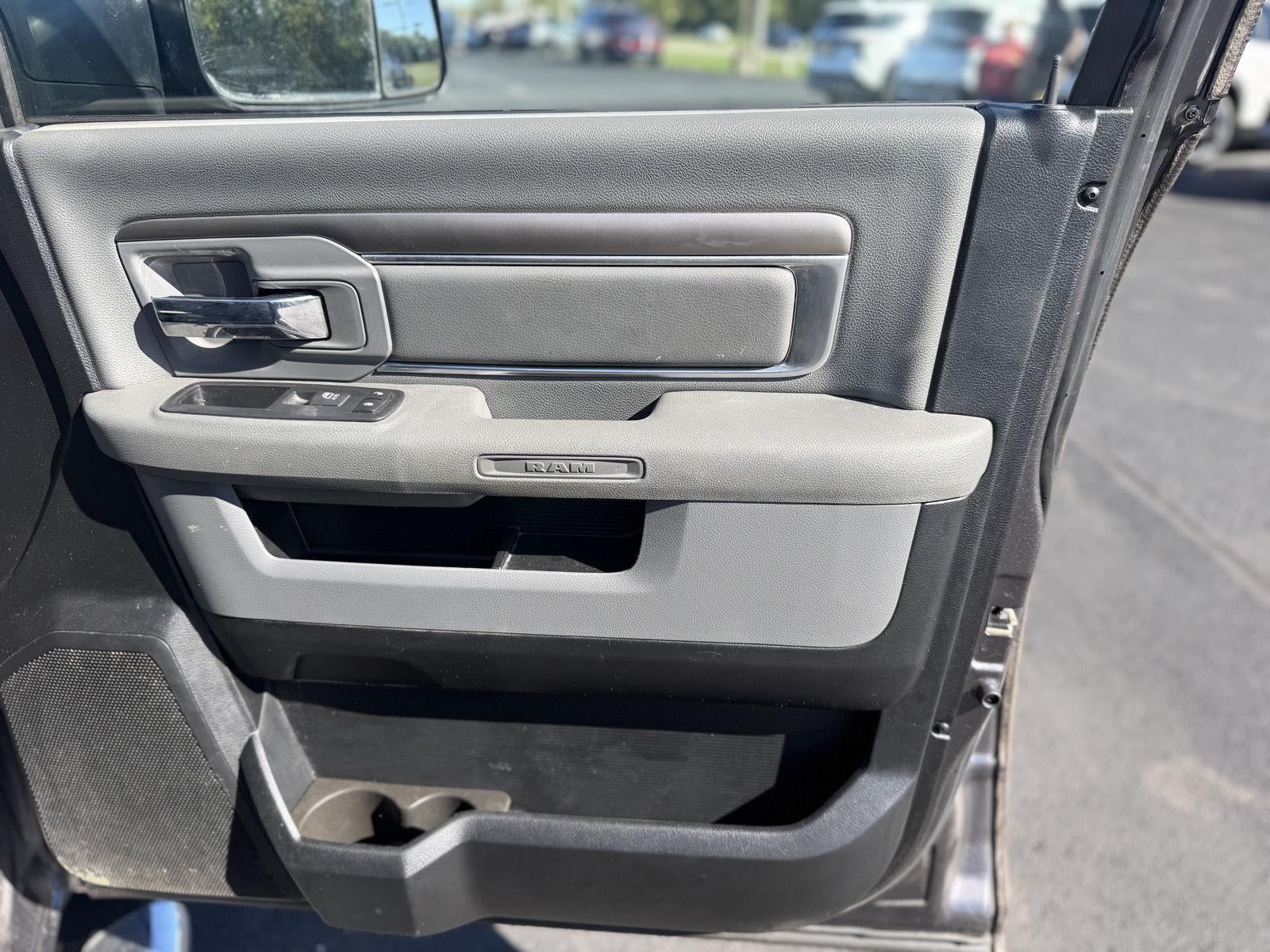 2016 RAM 1500 Big Horn