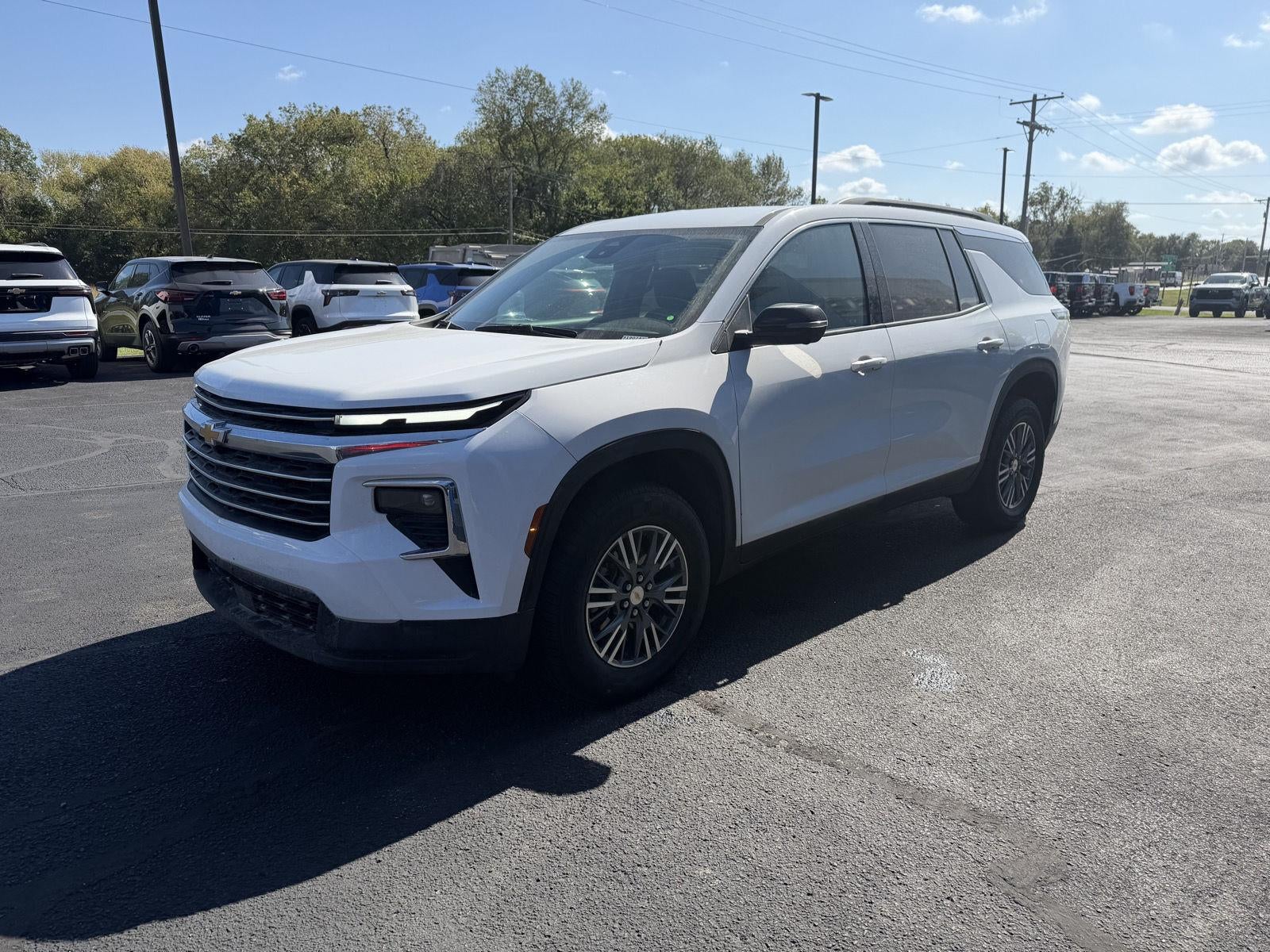 2024 Chevrolet Traverse LT