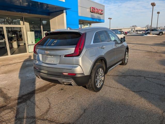 2023 Cadillac XT4 Premium Luxury