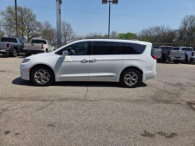 2022 Chrysler Pacifica Limited