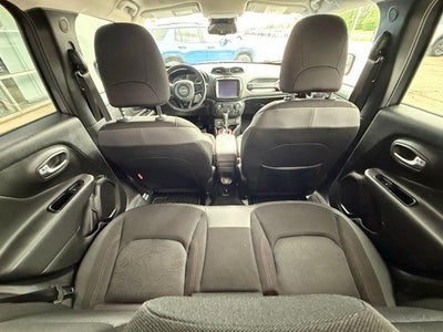 2022 Jeep Renegade Trailhawk