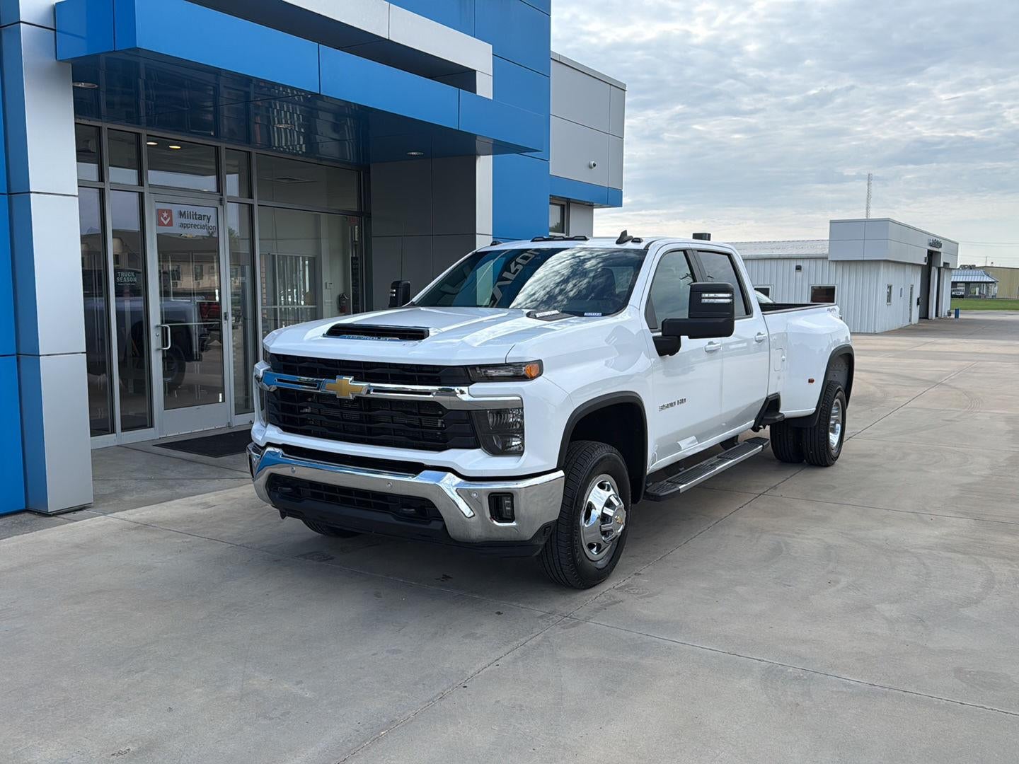 2025 Chevrolet Silverado 3500HD LT
