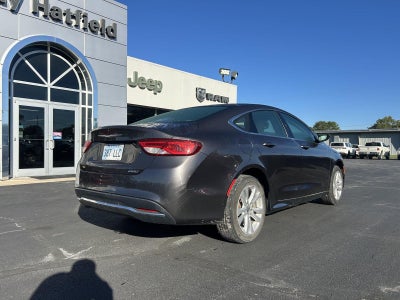 2015 Chrysler 200 Limited