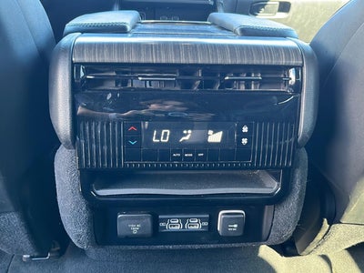 2024 Jeep Wagoneer L Series II 4x4