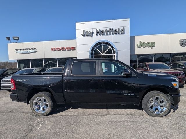 2022 RAM 1500 Big Horn Crew Cab 4x4 5'7' Box