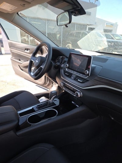 2024 Nissan Altima SV FWD