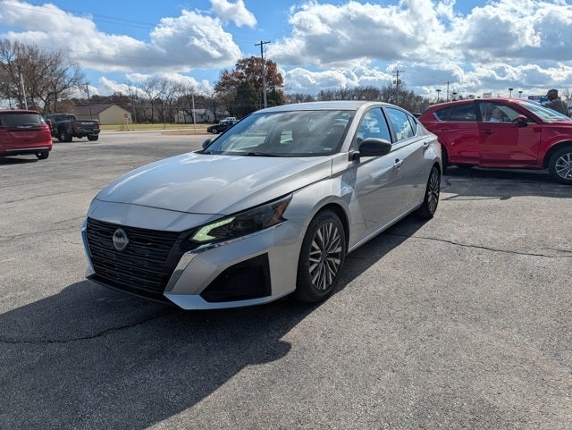 2024 Nissan Altima SV FWD