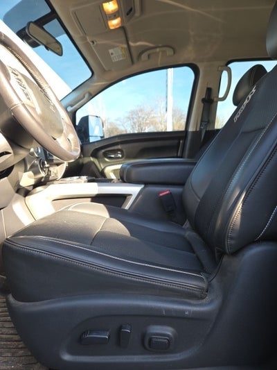 2018 Nissan TITAN PRO-4X