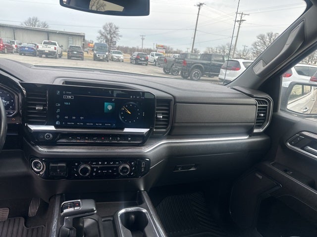 2023 Chevrolet Silverado 1500 4WD Crew Cab Short Bed LTZ