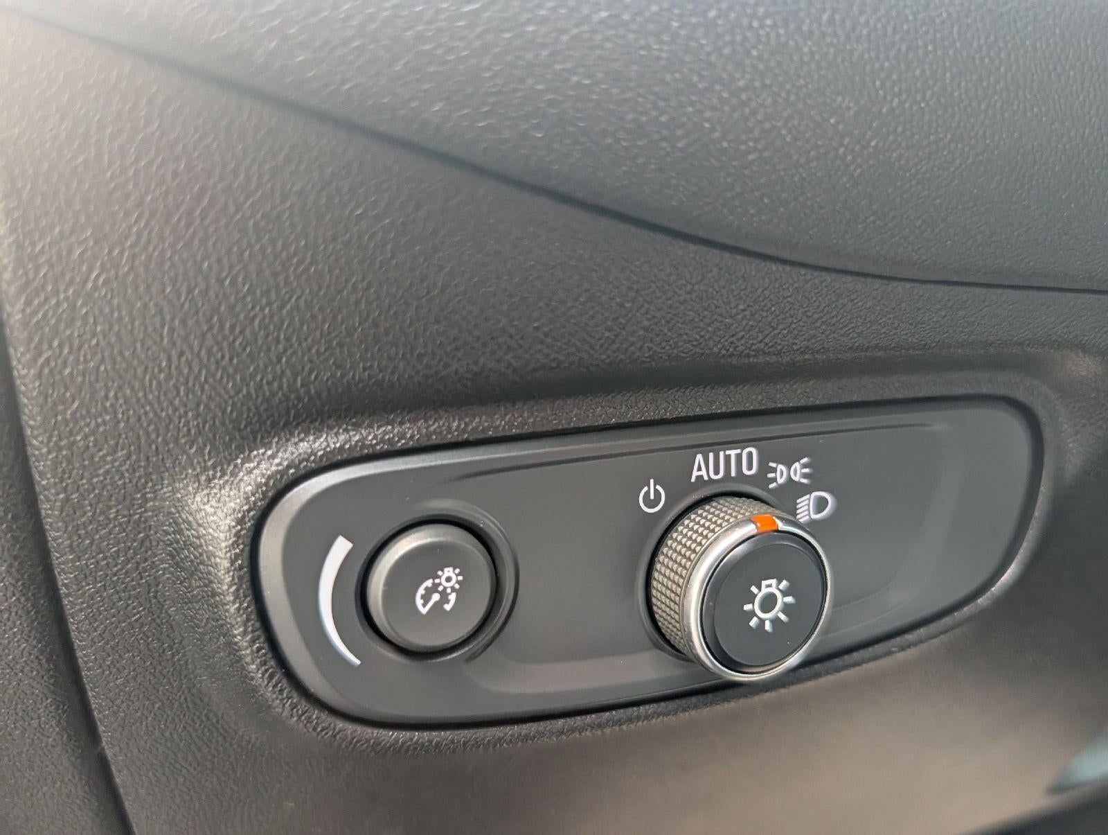 2022 Chevrolet Equinox FWD LT