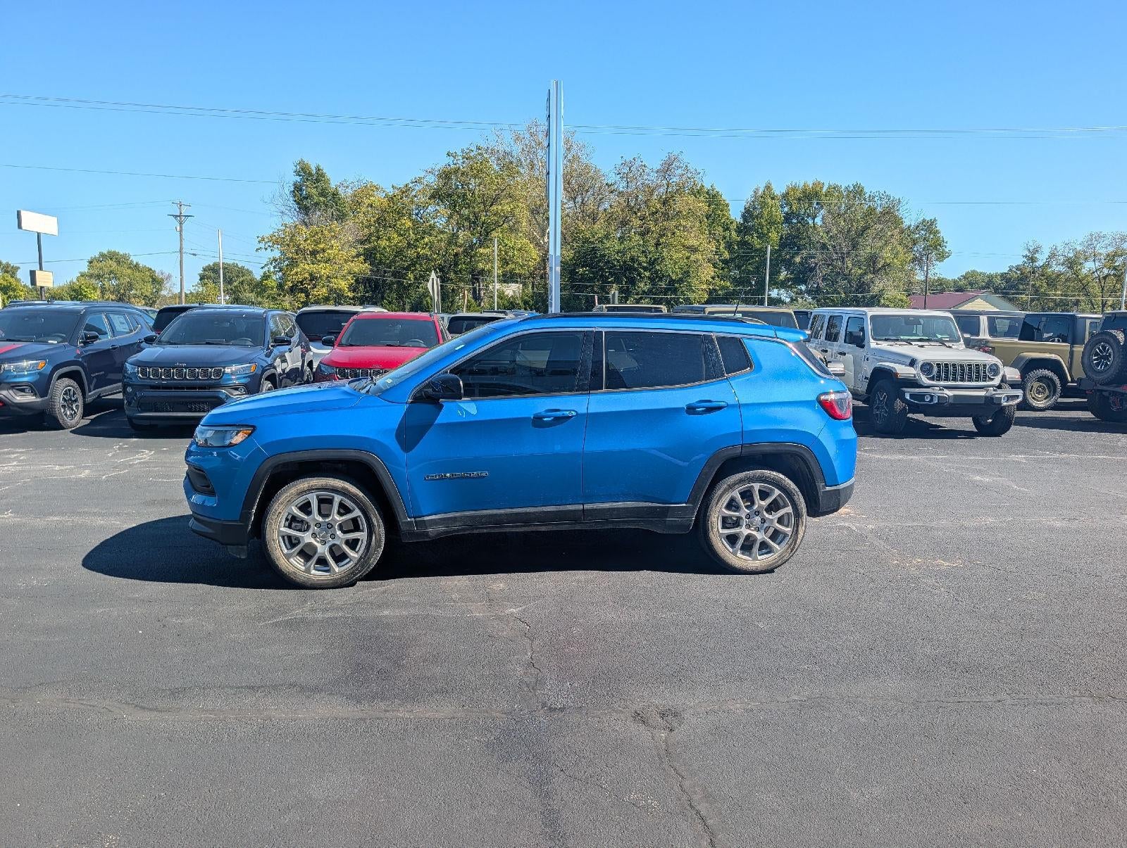 2023 Jeep Compass Latitude Lux