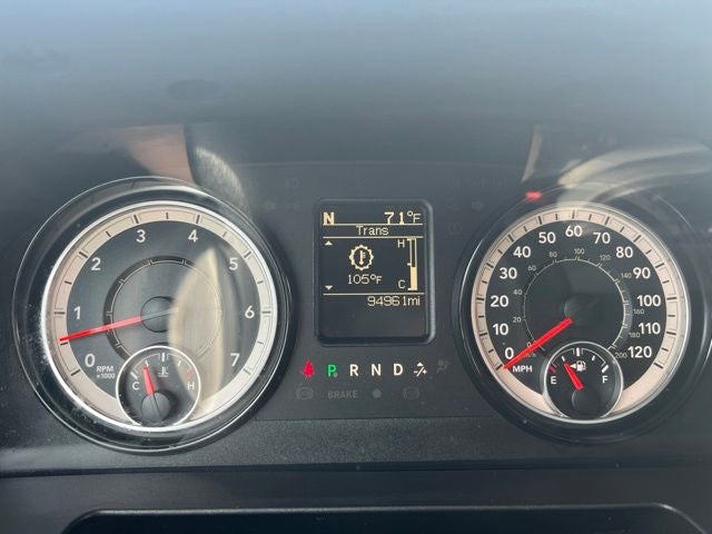 2017 RAM 1500 Express Crew Cab 4x4 5'7' Box