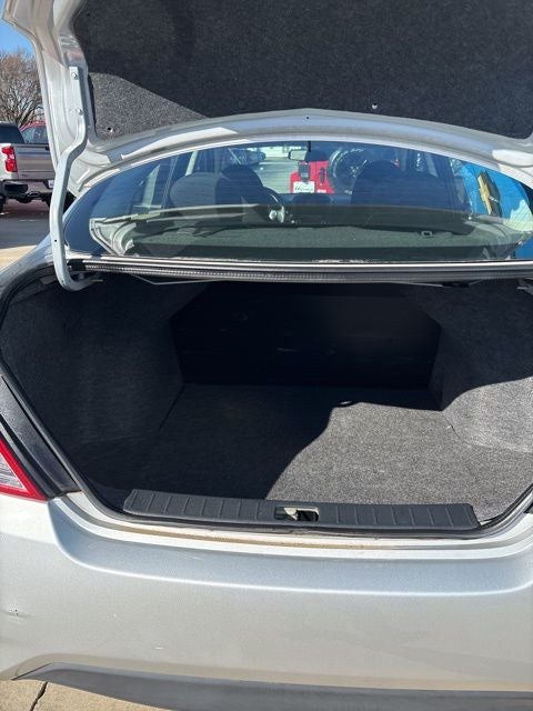 2016 Nissan Versa 1.6 S+