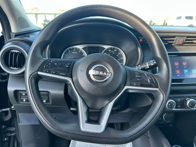 2022 Nissan Kicks S