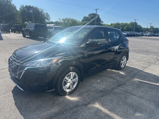 2024 Nissan Kicks S Xtronic CVT