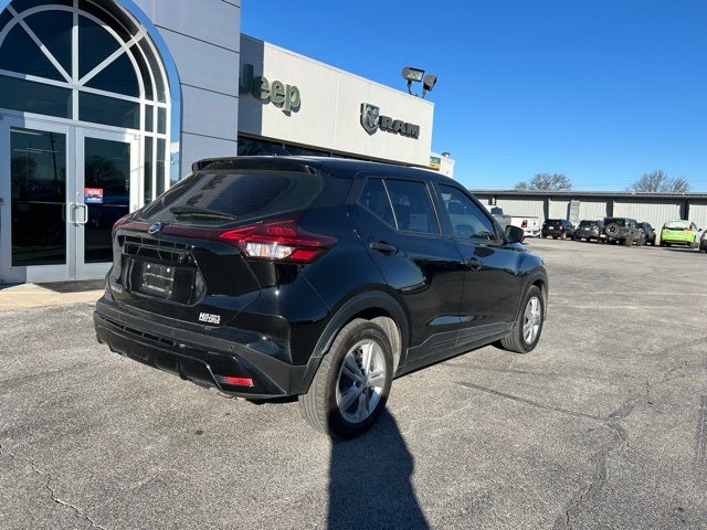 2021 Nissan Kicks S Xtronic CVT