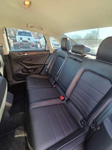 2023 Volkswagen Jetta 1.5T SE