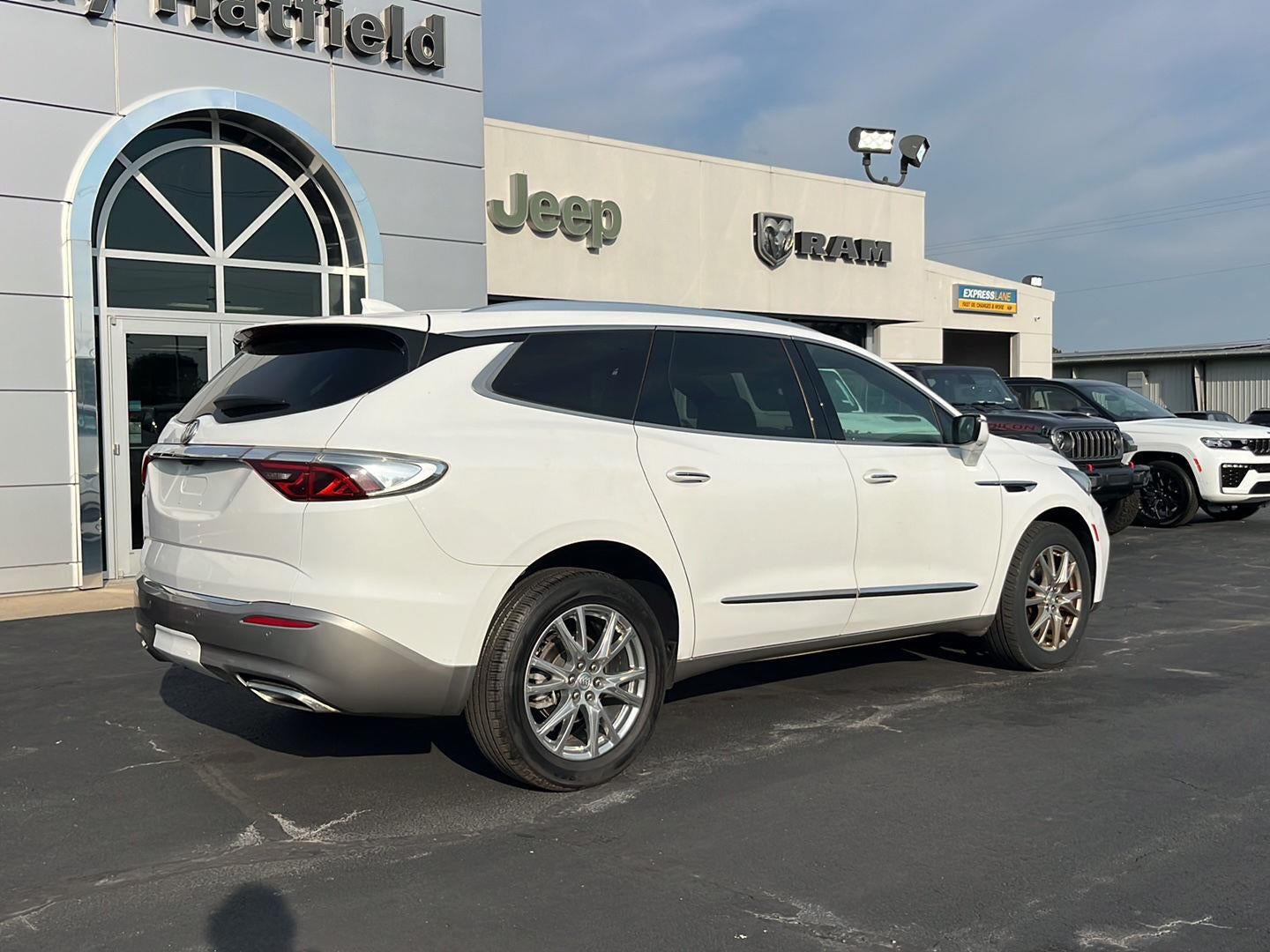 2022 Buick Enclave FWD Premium
