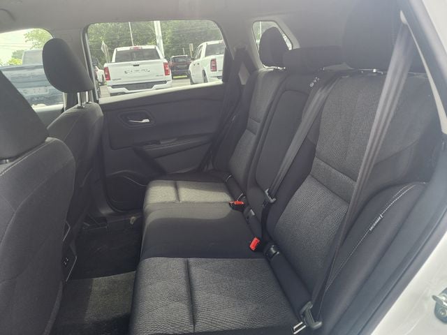 2024 Nissan Rogue SV FWD