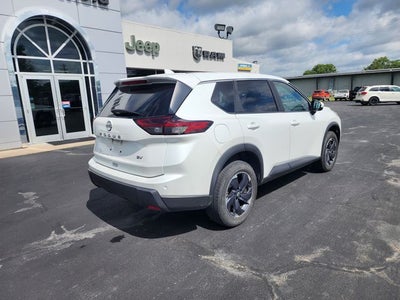 2024 Nissan Rogue SV FWD